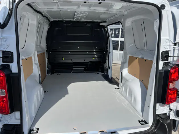 Citroën Jumpy Kaw. M 1.5 BlueHDi 120 First S/S