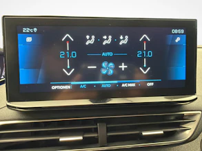 https://vehicle.imgix.net/4252820/5cda58e6-6417-4869-8f4d-5c97e5b46732.jpg
