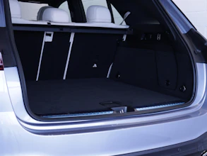 https://vehicle.imgix.net/4253125/c694e4b9-833b-464f-ac2f-823999111ab8.JPG