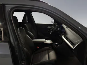 BMW X1 23d xDrive paddles