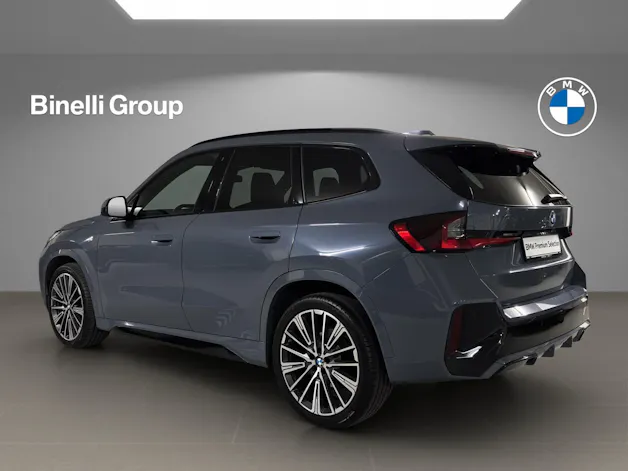 BMW X1 23d xDrive paddles
