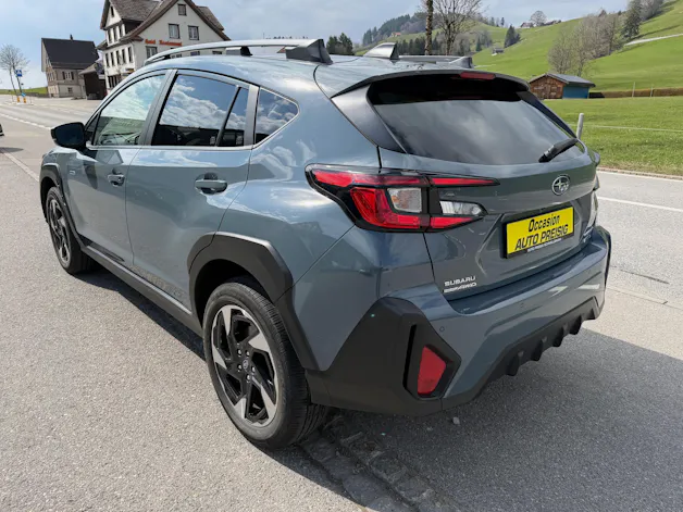 Subaru Crosstrek 2.0i e-Boxer Swiss Plus