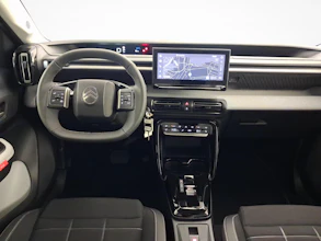 https://vehicle.imgix.net/4253389/f45064da-1e01-4e4a-8f95-e42cea9fa967.jpg