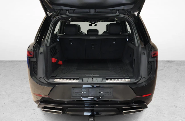 Vehicle image 17 Vehicle image 17