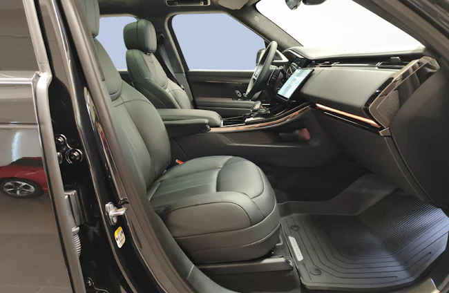 Vehicle image 13 Vehicle image 13