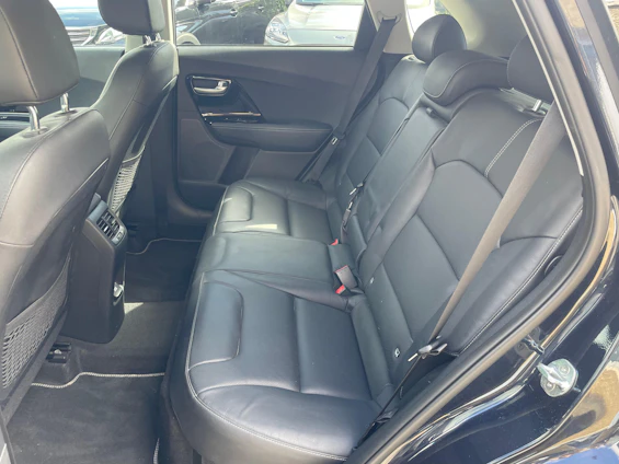 image du véhicule 10 image du véhicule 10