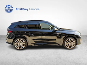 https://vehicle.imgix.net/4253556/07d7dd94-cdfc-4b45-bf3b-20ea67111ae6.jpg