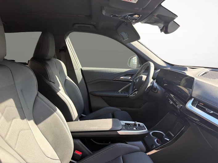 immagine del veicolo BMW iX1