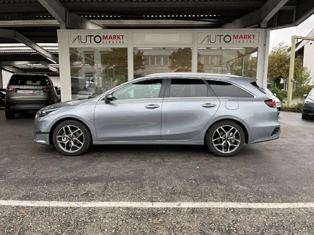 Kia Ceed SW 1.5 T-GDi MHEV Power