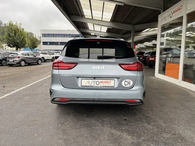 Kia Ceed SW 1.5 T-GDi MHEV Power