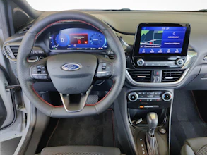 https://vehicle.imgix.net/4253730/a0584f79-69be-4113-9b36-4282d0a7f034.jpg