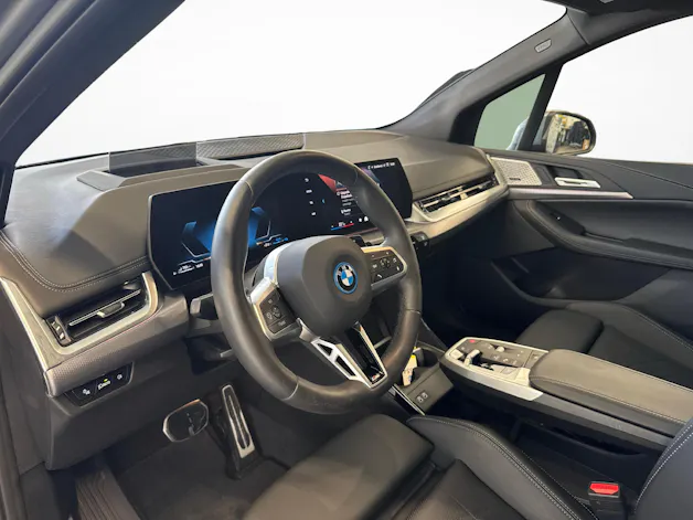 BMW 225e xDrive paddles Active Tourer