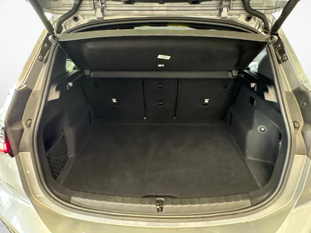 BMW 225e xDrive paddles Active Tourer