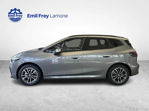 BMW 225e xDrive paddles Active Tourer