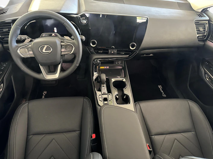 image du véhicule LEXUS NX