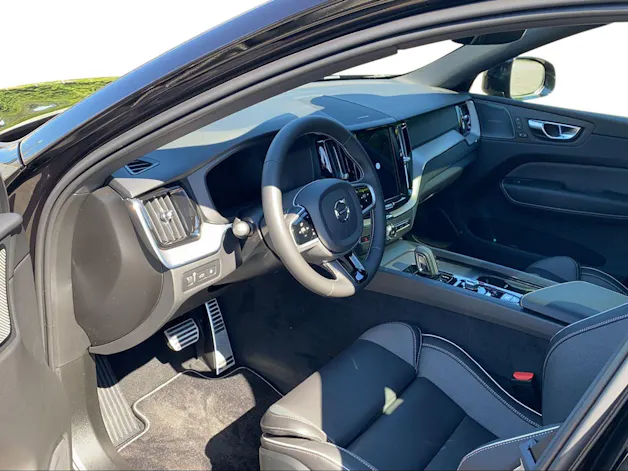 Volvo XC60 2.0 T8 TE R-Design eAWD