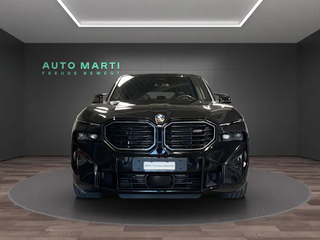 BMW XM Plug-in Hybrid