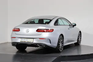 Mercedes-Benz E 300 Avantgarde Coupé