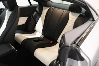 https://vehicle.imgix.net/4253846/e52351f2-bdc0-4c37-a7bd-0abe774dcc45.JPG