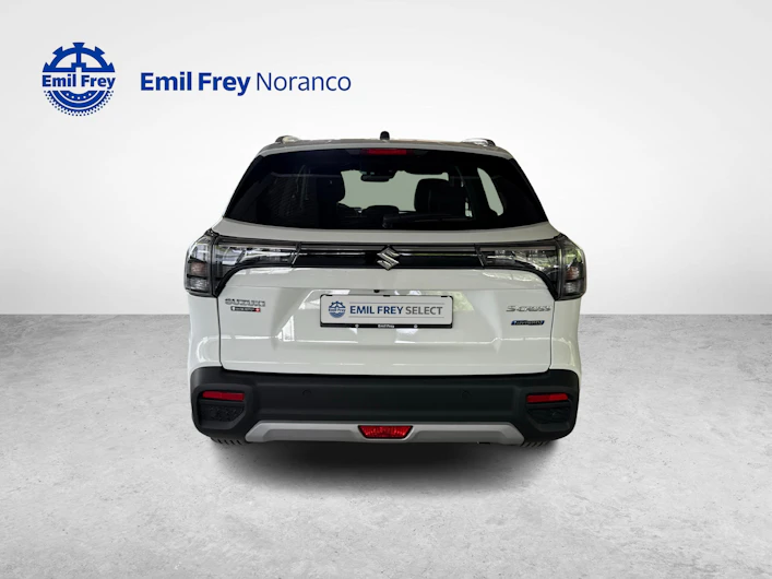 Fahrzeugbild SUZUKI S-CROSS