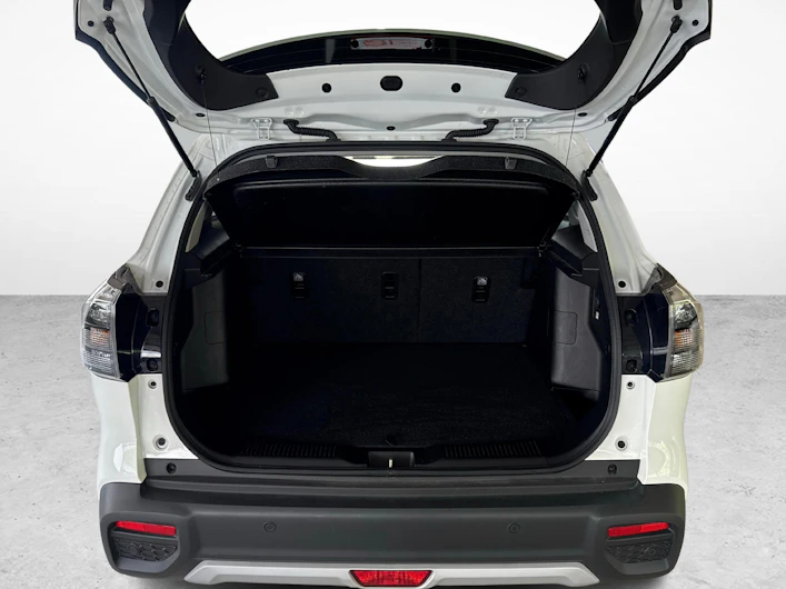 Fahrzeugbild SUZUKI S-CROSS