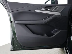 BMW 230e xDrive paddles Active Tourer