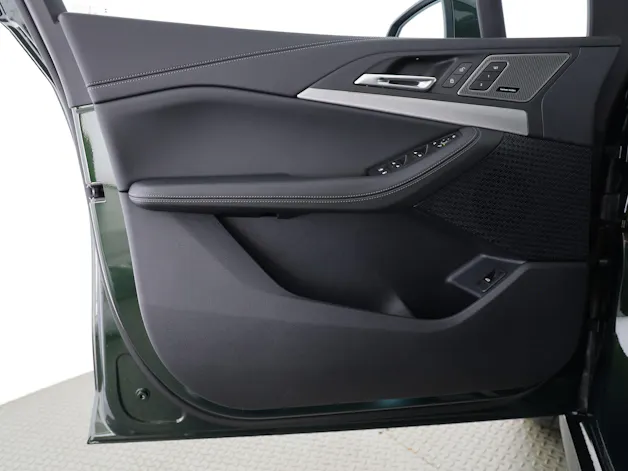 BMW 230e xDrive paddles Active Tourer