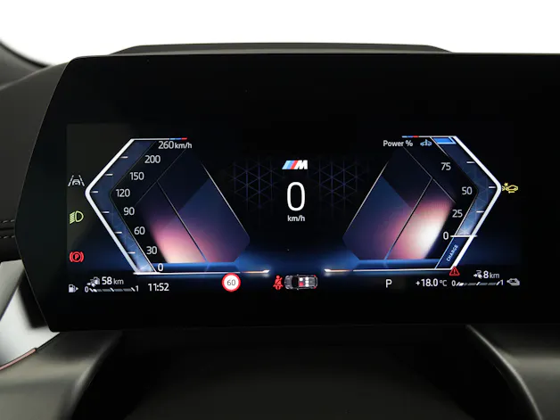 BMW 230e xDrive paddles Active Tourer