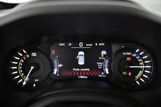 https://vehicle.imgix.net/4253895/b90ffde3-d77f-4ee8-b5a8-e5cbcd1486c8.jpg