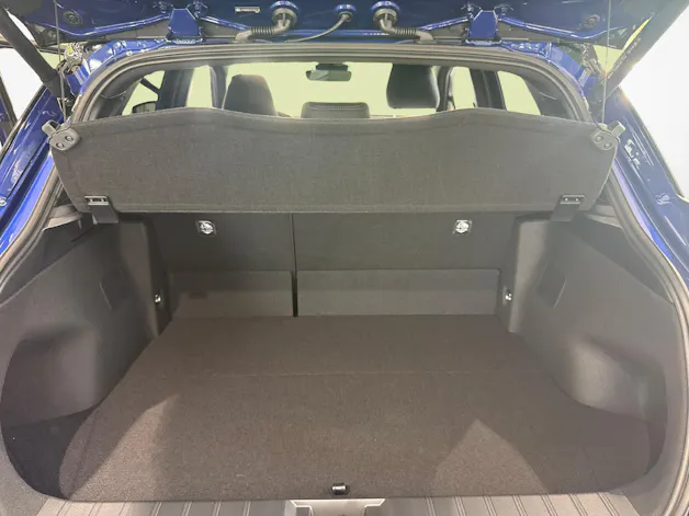 Lexus LBX 1.5 Hybrid Cool AWD