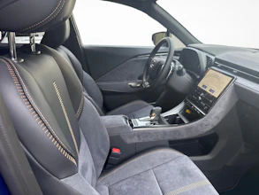 https://vehicle.imgix.net/4253933/cda0de3e-f21a-406d-8c0d-1769e055d32b.jpg