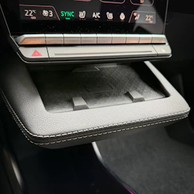 MITSUBISHI ECLIPSE CROSS 9