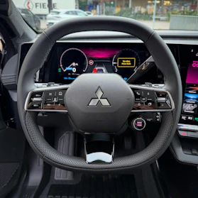 MITSUBISHI ECLIPSE CROSS 5