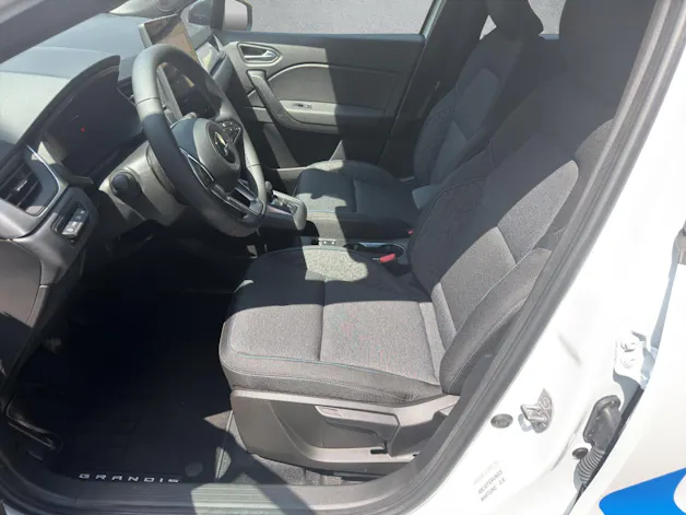 Mitsubishi Grandis 1.8 HEV Invite+