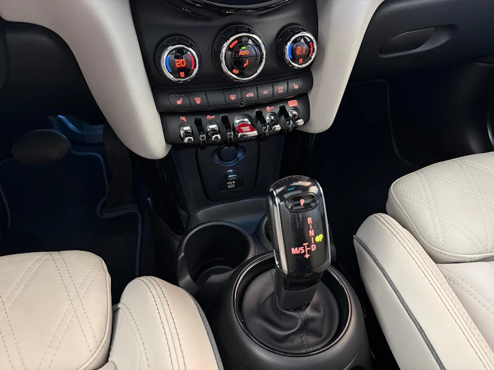 image du véhicule MINI MINI