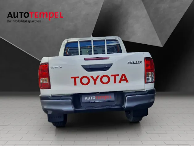 Toyota Hilux Double Cab.-Pick-up 2.8 48035/000