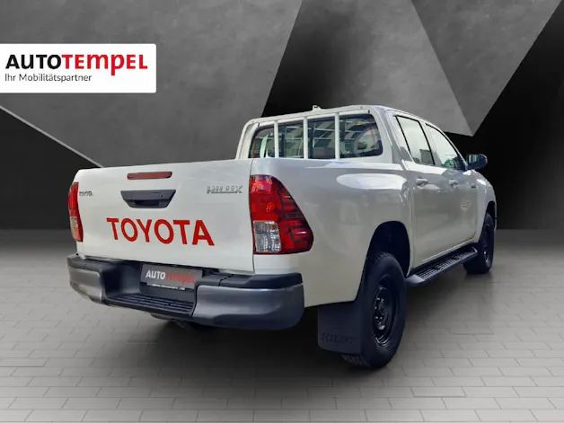 Toyota Hilux Double Cab.-Pick-up 2.8 48035/000
