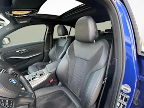 Fahrzeugbild BMW 330i xDrive