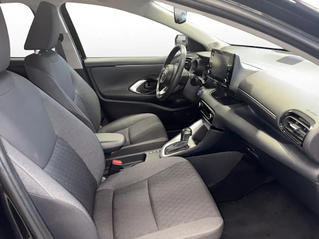 Toyota Yaris 1.5 VVT-i HSD Trend