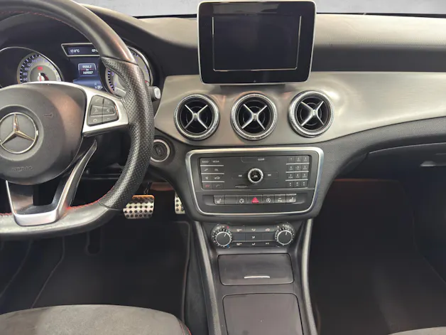 Mercedes-Benz CLA 250 Urban 4m