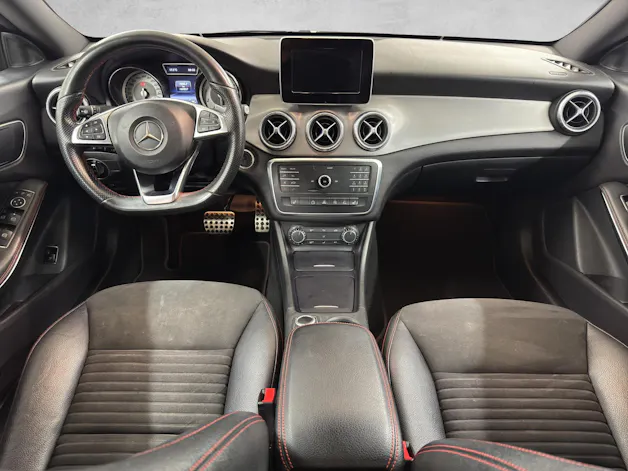 Mercedes-Benz CLA 250 Urban 4m