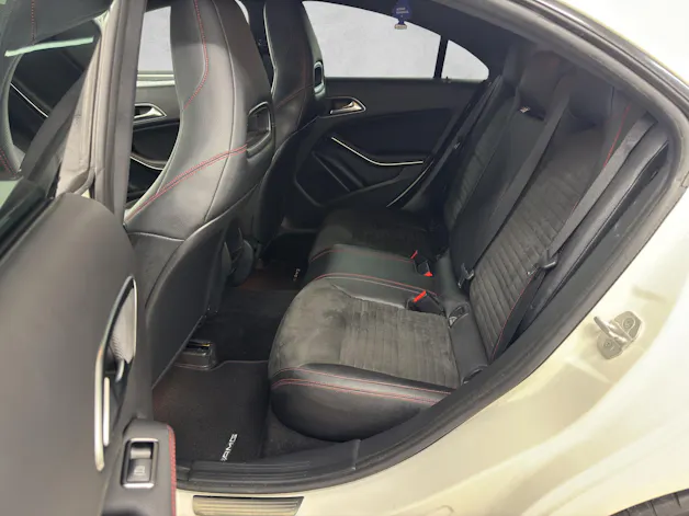 Mercedes-Benz CLA 250 Urban 4m