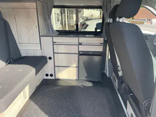 VW T6.1 Camper 3000 2.0 TDI 110