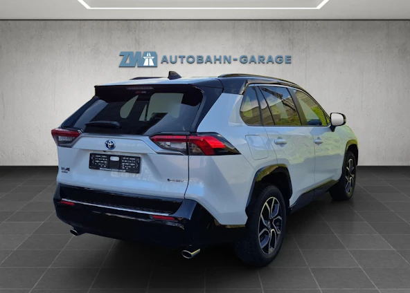 Fahrzeugbild 4 Fahrzeugbild 4