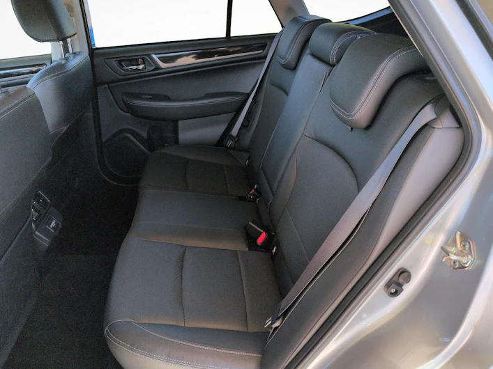 Fahrzeugbild SUBARU OUTBACK