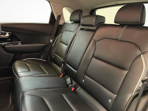 https://vehicle.imgix.net/4254235/8e08b67f-ba21-4652-846d-20003d0be254.jpg