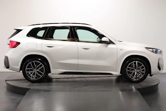 https://vehicle.imgix.net/4254249/47dba42e-2377-49a9-808c-3a3ef451b1c6.JPG