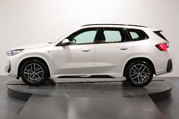 BMW X1 20d xDrive paddles
