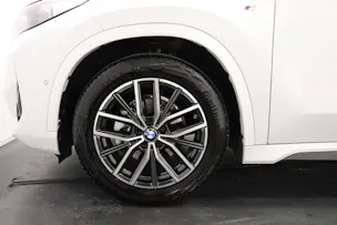 BMW X1 20d xDrive paddles