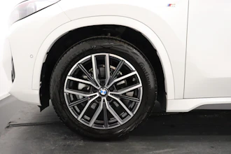 https://vehicle.imgix.net/4254249/7e0382ea-aa72-4366-825d-4a54988a0b2c.JPG